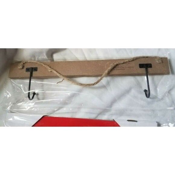 Christmas Hanging Wall Sign 7 Interchangeable "Sayings" Signs - Picture 5 of 10